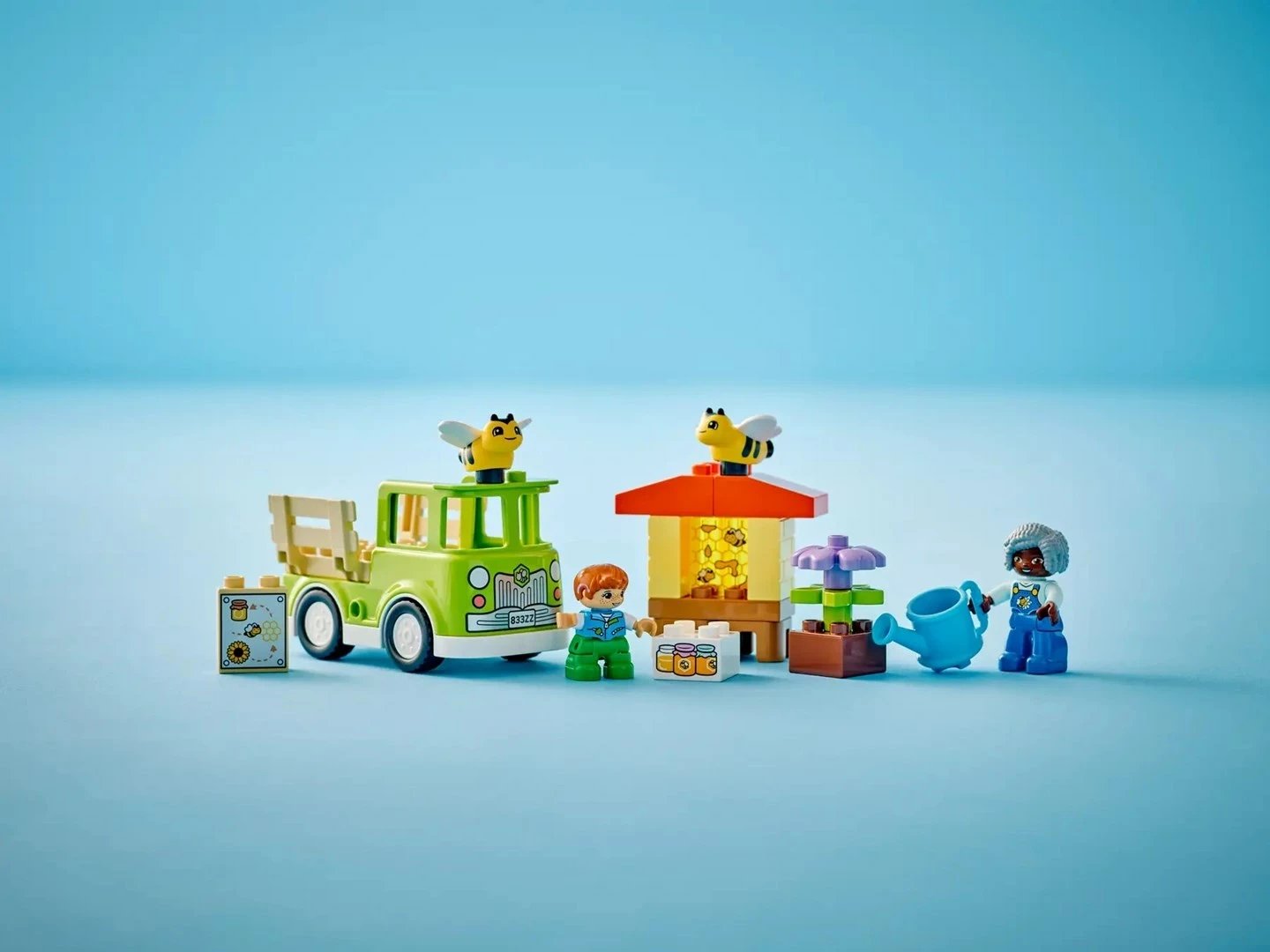 Set LEGO DUPLO 10419, Bletët dhe Koshnjat, për fëmijë 2+ vjet