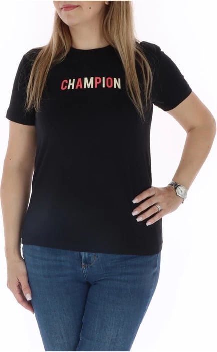 Maicë Champion, femra, e zezë