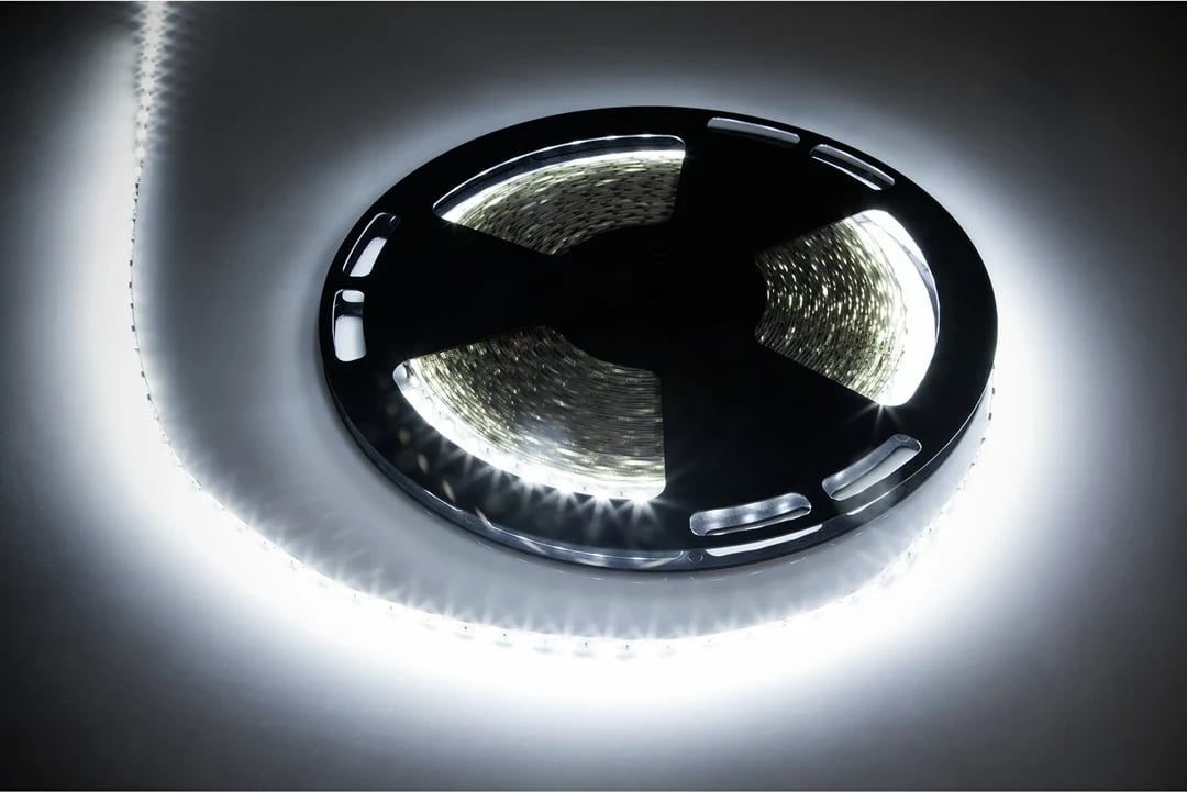 Kabëll LED Rebel 25m, 1500x5050 SMD, e bardhë e ftohtë