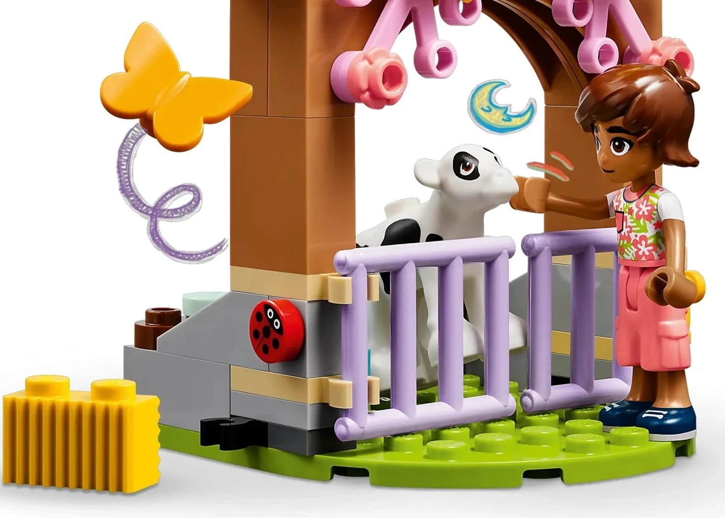 Set LEGO Friends 42607, Stalla e Viçit të Vogël